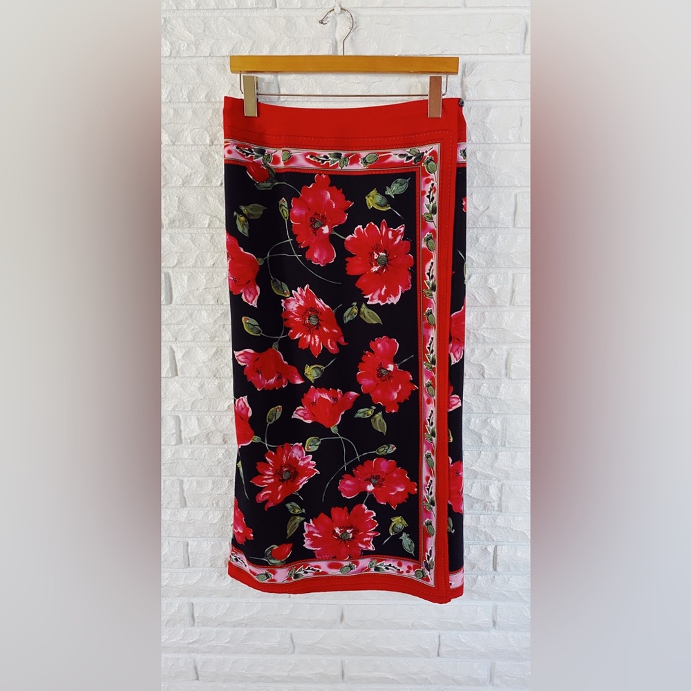 Notations Wrap Style Floral Skirt